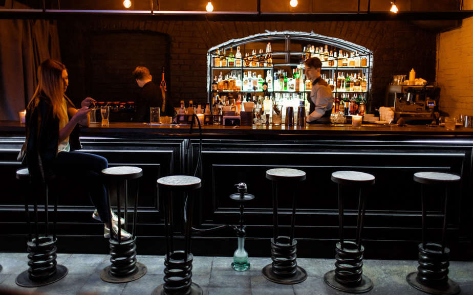 #вакансииуфа #работауфа Hedoníst bistro&bar в поиске официантов в свою команду Ч