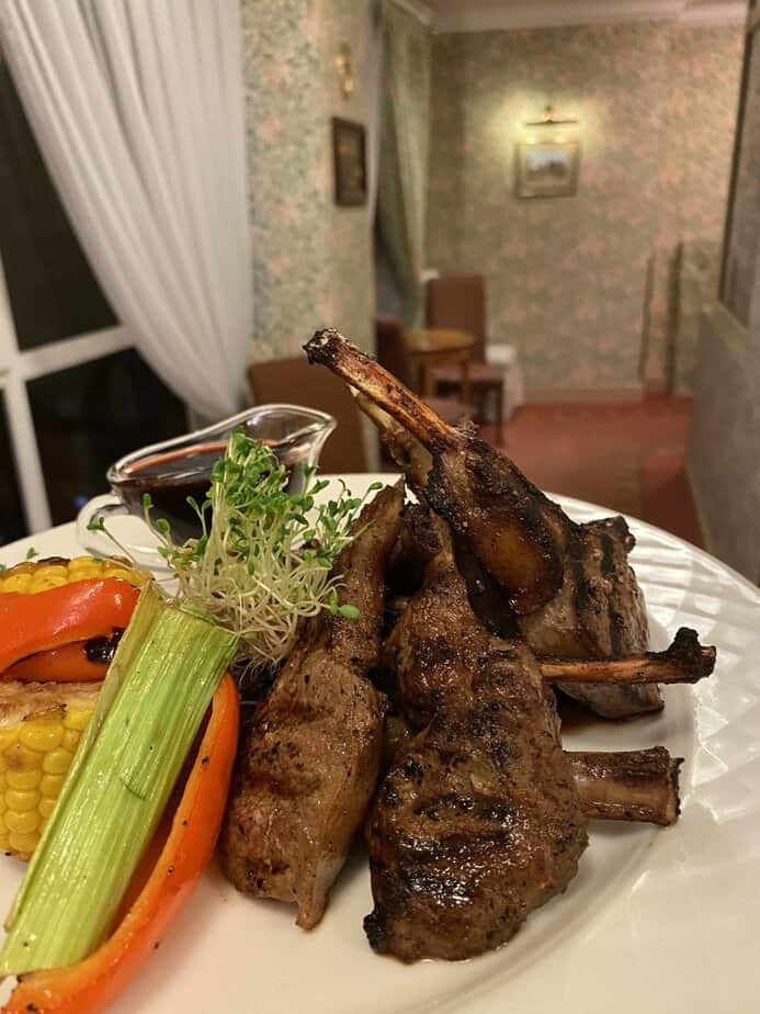 гриль, мангал і барбекю у ресторанах Львова