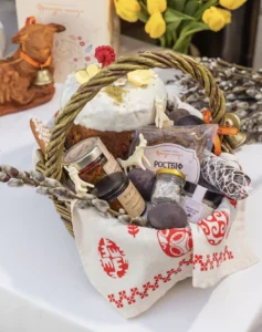 Готовий Великдень