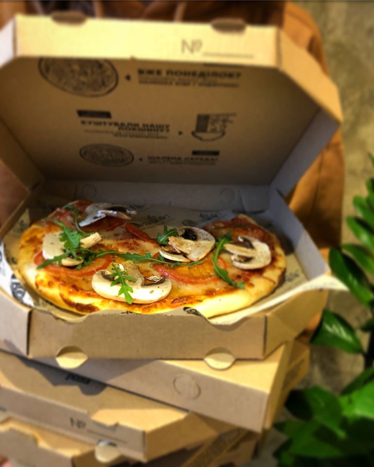 Pomidoro's pizza