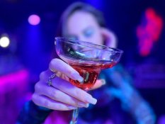 Narikela lounge RED