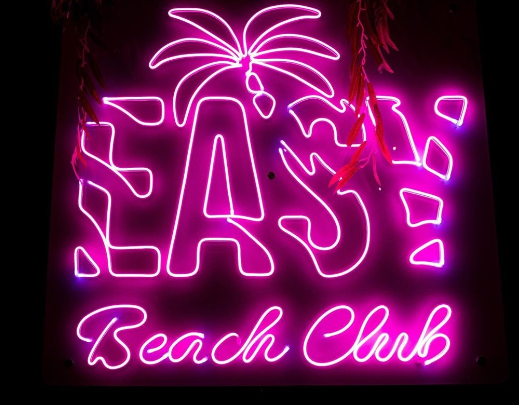 EASY beach club