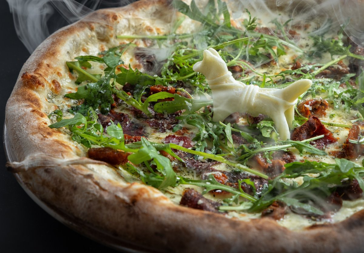 Піца Карпатська